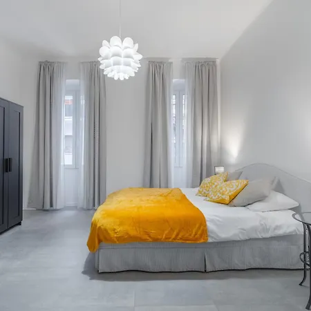 San Giusto's Soul - Centro Storico Apartment *